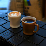 SOL'S COFFEE ROASTERY - カフェラテ(HOT)@税込600円、本日のコーヒー(インドネシア)＠税込550円