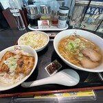 喜多方ラーメン 坂内 - 
