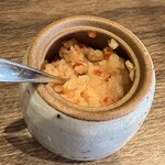 Shinasoba Daimaru - 卓上の調味　ニンニクのやつ、味噌スープに合う！