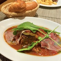 Bistro Buzz 赤坂 - 