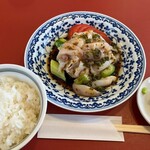 随息居 - つぶ貝の冷菜花椒ソースかけ