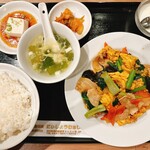Nixi Shou Wa Xashou - きくらげ、豚肉と玉子炒め定食　800円