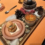 モノリス - ❶アミューズ