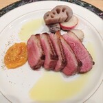 Aoiribero - フランス産　鴨のむね肉ロースト　みかんと山椒のソース