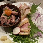 焼き鳥と酒 ヒトツナギ - 