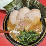 豚骨醤油ラーメン 王道家 - チャーシューメン(1000円)