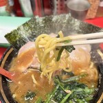 豚骨醤油ラーメン 王道家 - 