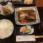丼屋 七兵衛 - 鯖の味噌煮定食