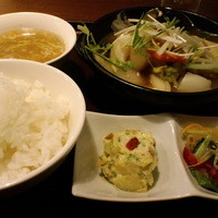 過門香歩高里 六本木店 - 鶏肉団子の上海風煮込み　　　@850(週替わり定食)