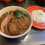 札幌スープカレーHIGUMA  - 三元豚のサクサクとんかつ