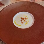 アップステアーズ - 