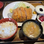 とんかつ専門店 かつ勇 - 