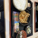 Motsujirou - もつ炒め定食　¥760