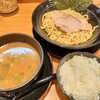 家系ラーメン 頂喜家 阪急伊丹店