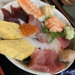 新寿司 - 料理写真:DX海鮮ちらし定食1800円