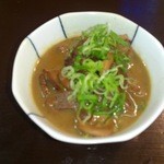 Butahorumon Kushiyaki Motsunabe Aruandoarui Zakaya Banchan - 豚ホルモン煮込み