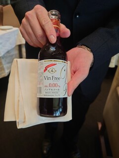 Ｌａ Grande Ｔａｂｌｅ de KITAMURA - ▷ノンアルコール赤ワイン（2人で1本飲んだ）
                        ■アルプス　Vin Free 720mm　1,815円
                        　ヴァン・フリー（赤、ノンアルコール）