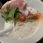 麺屋 信成 - 料理写真:クリーミー泡鶏白湯　粉チーズとライス付き