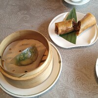 中国飯店 麗穂 - 麗穂点心師が作る点心２種