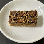 TART SQUARE - しっとり。ゴマの良い香り