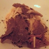 オ・プレチェネッラ - パスタ: 黒トリュフのタリヤン