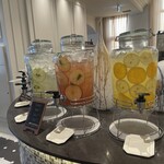 OMOカフェ&ダイニング - いろんな味があって、全部飲めなくて残念でした。