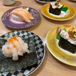 回転寿し トリトン 北8条光星店 - 