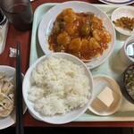 吉田飯店 - 