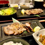 Koshitsu Izakaya Shokunosumika - 豚ロース麹焼き　サラダなど付きます