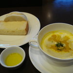 アバ - プレートランチ：スープとパン