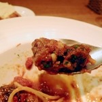 コジマネーゼ - 牛のほほ肉は、繊維がほぐれるほど柔らかく、味わい豊かでした。