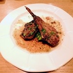 コジマネーゼ - 再掲　子羊の炭火焼。