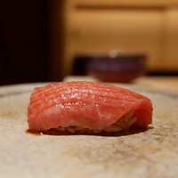 鮨 由う - 