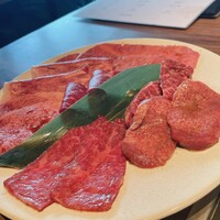 焼肉うしごろ 新宿三丁目店 - 