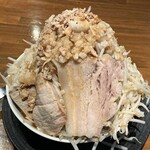 230502138 - 豚ラーメン大 ヤサイ・アブラ・カラメ マシマシ、ニンニクなし