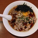 桜木屋 - 肉そば：９００円【２０２４年１月撮影】