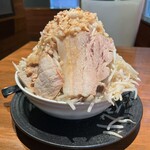 Fuuraibou - 豚ラーメン（豚しょうゆラーメン）大 税込950円 ヤサイ・アブラ・カラメ マシマシ、ニンニクなし