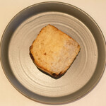 ラ・リューン - ランチコース 5000円 のパン