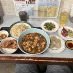 中国料理 布袋 本店 - 最強せっと(マーボーメン+ザンギ2個)、半炒飯、自家製焼売5個、2色ザーサイ、コリコリ山クラゲ、ジャスミン茶