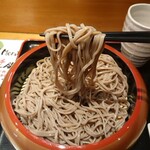Ichina Ichie - 信州田舎蕎麦（大：300ｇ）1000円　天空麵リフト