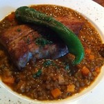 ラ・ブリーズ - 塩漬け国産豚バラ肉のソテー豚足とレンズ豆添え