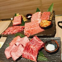 近江うし 焼肉 にくTATSU 青山本店 - 