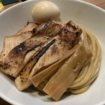 Jikaseimen Tsukiyomi - めっちゃ肉！　※麺の量は300g