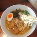浜堂ラーメン - 麺のリフトアップ