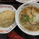 餃子の王将 - ラーメンセット＠1001円