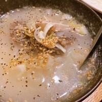 青山まんぷく - コムタン麺