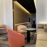 ベージュ アラン・デュカス 東京 - 