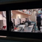 つけ麺 和 - 小窓があって