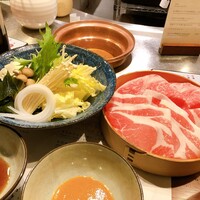 しゃぶしゃぶ 山笑ふ 表参道店 - 