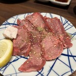 Sumibi Yakiniku Kourakuen - 